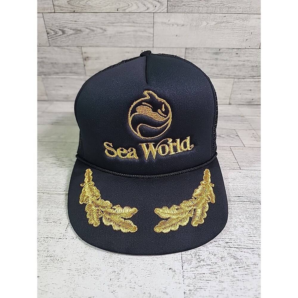 Vintage 1988 Sea World Gold Leaf Trucker Mesh Snapback Souvenir Hat Cap Shamu